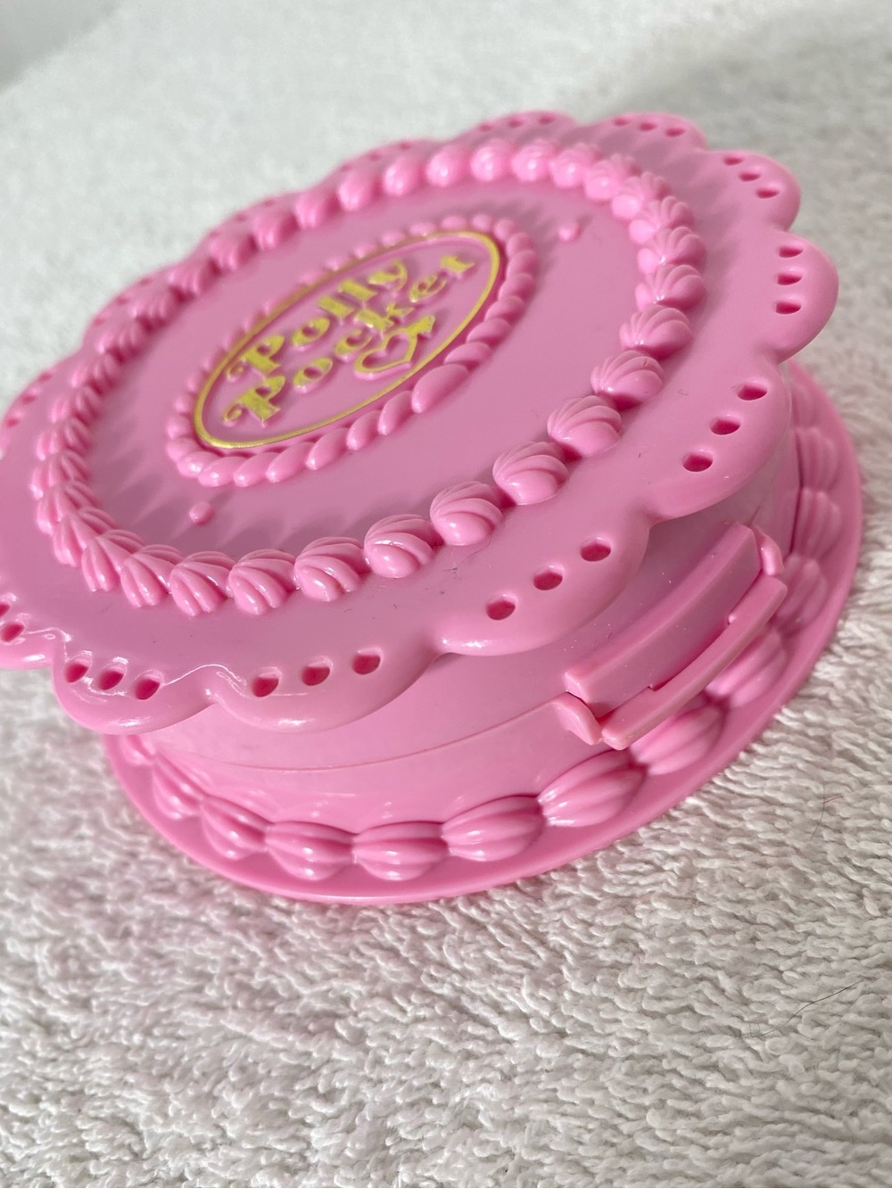 Vintage 1994 Polly Pocket Birthday Surprise Cake Compact ONLY Great Logo Hinge - Picture 4 of 16